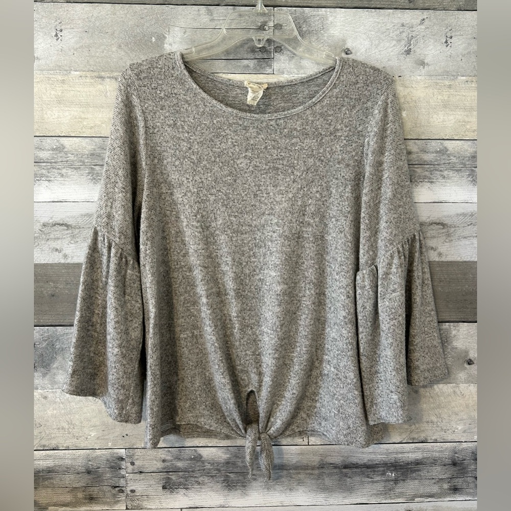 Caution To The Wind Gray quarter Sleeve Sweater
